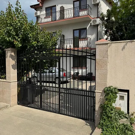 M&g Mamaia Nord بيت ضيافة